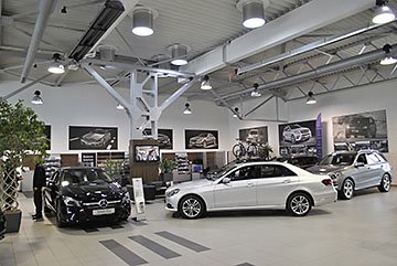 M74 - Showroom Mercedes Benz Händler
