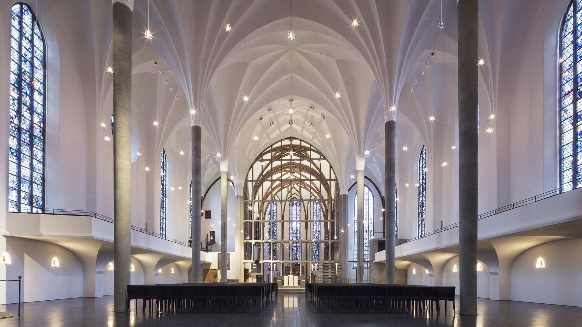 Martinskirche Lichtszene 03